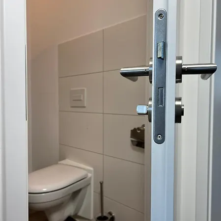 Monteurs- Oder Ferien- In Magdeburg! 公寓 *