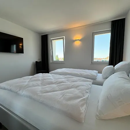 Monteurs- Oder Ferien- In Magdeburg! Appartement