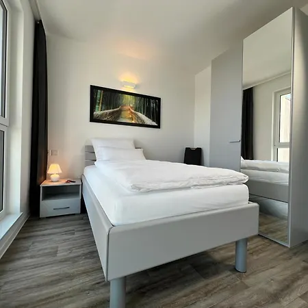 Apartamento Monteurs- Oder Ferien- In Magdeburg! Magdeburgo