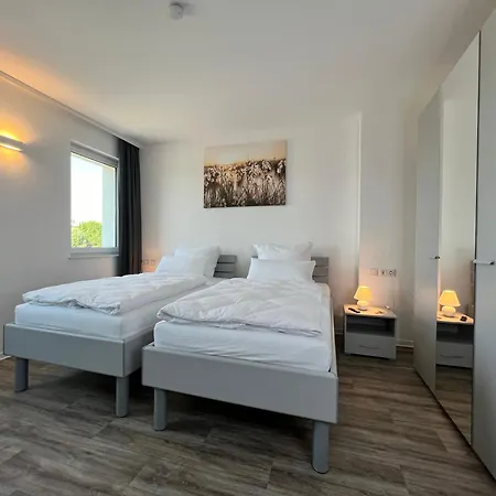 Monteurs- Oder Ferien- In Magdeburg! Magdeburgo