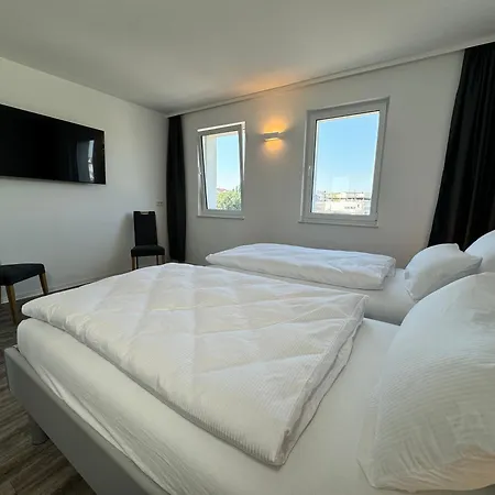 Monteurs- Oder Ferien- In Magdeburg! Appartement