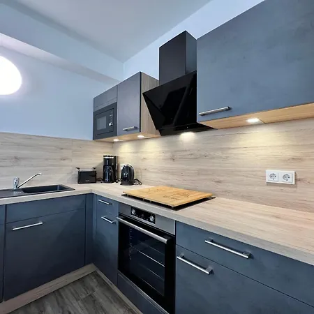 Monteurs- Oder Ferien- In Magdeburg! Appartement *