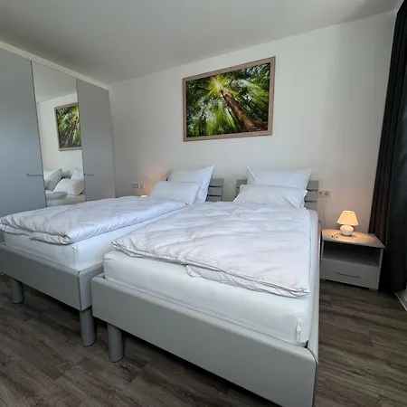 Monteurs- Oder Ferien- In Magdeburg! 马格德堡